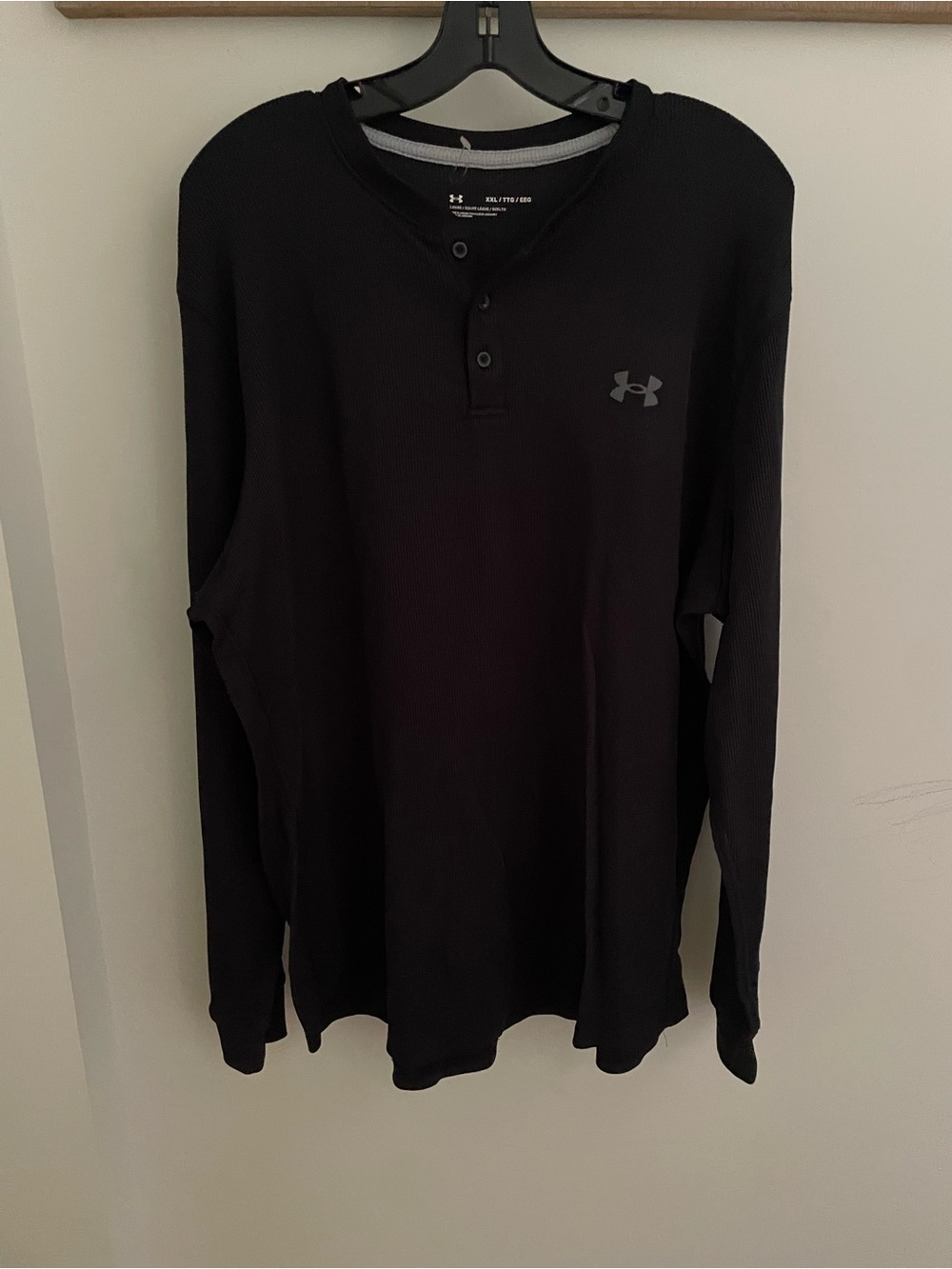 Under Armour Men’s Black Long-Sleeve Henley with Logo